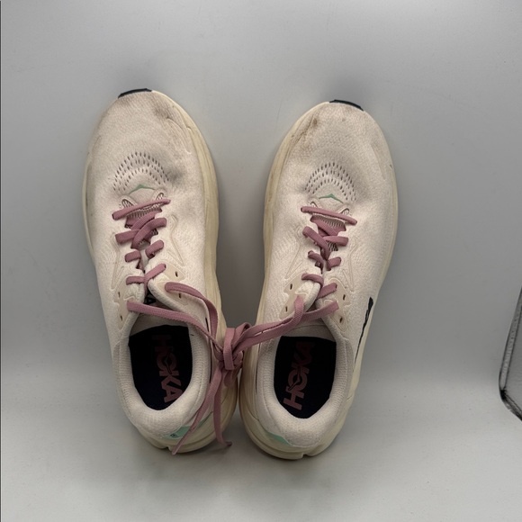 Hoka Arahi 8 women’s 8.5 Cream and Pink Athletic Shoes S3 - Picture 4 of 6